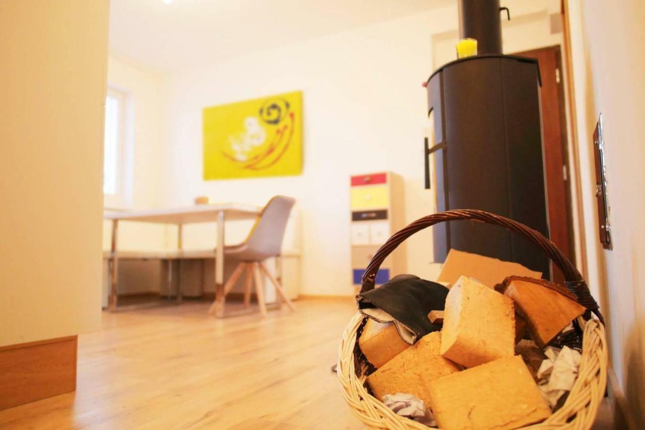 2 Bedroom Flat In The Heart Of Liptovský Mikuláš Extérieur photo