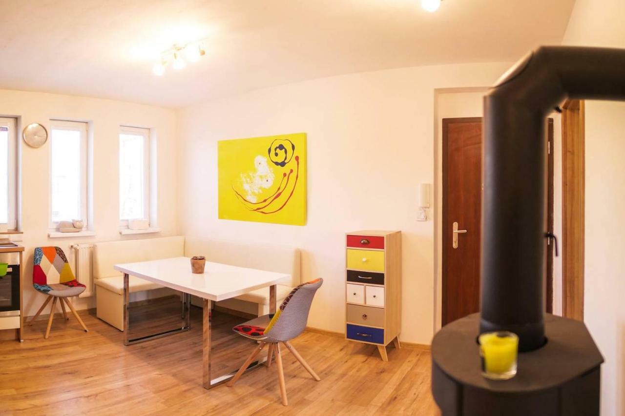 2 Bedroom Flat In The Heart Of Liptovský Mikuláš Extérieur photo